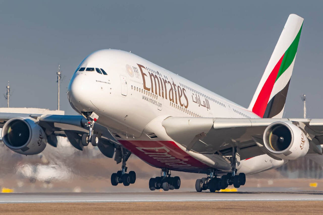 Maskapai Emirates Gunakan AI untuk Prediksi Turbulensi