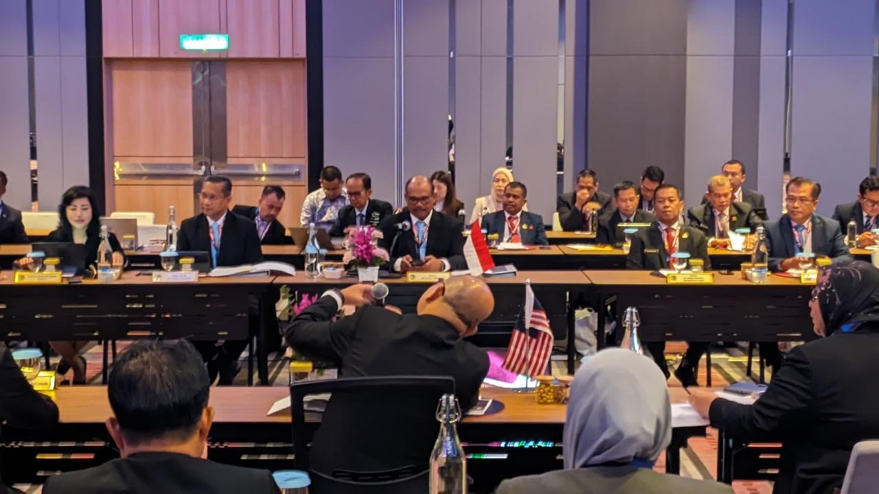 Indonesia-Malaysia Perkuat Kerja Sama Perbatasan di Persidangan SOSEK MALINDO Ke-40