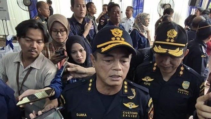 Respon Ancaman Purbaya, Dirjen Bea Cukai Berjanji Benahi SDM dan Targetkan Perbaikan dalam Satu Tahun