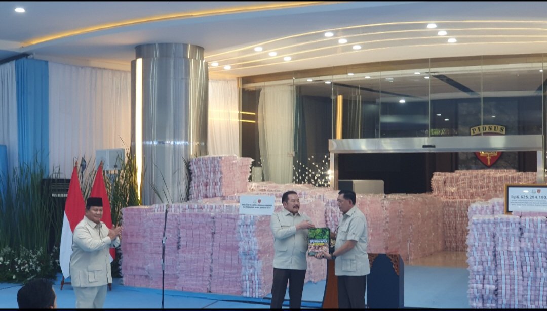 Kejagung Serahkan Rp6,6 Triliun Hasil Sitaan Korupsi dan Pelanggaran Kehutanan ke Negara