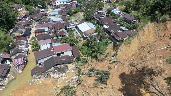 BNPB Update Korban Banjir dan Longsor Sumatra: 836 Meninggal, 518 Hilang, 2.700 Luka-luka