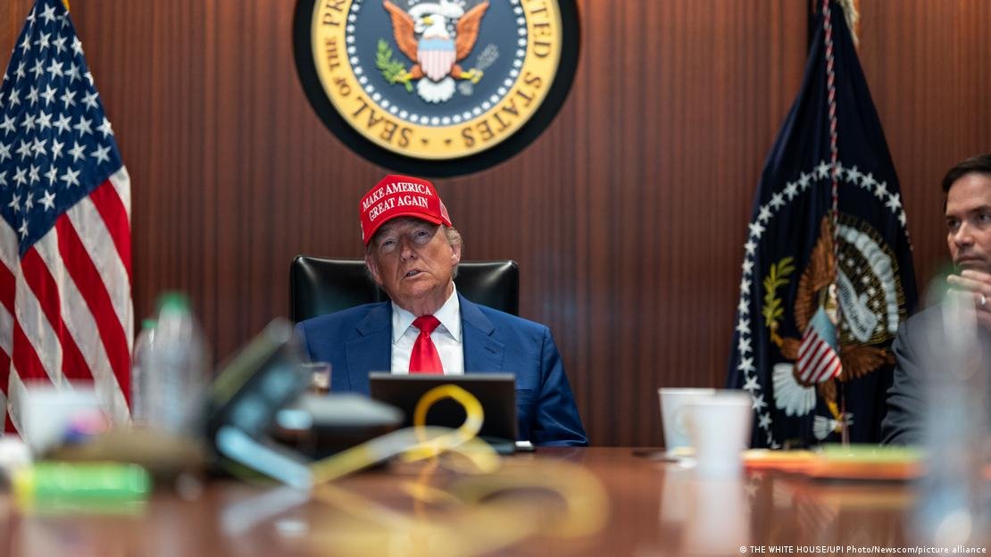 Trump Ancam Tarif 25% bagi Negara yang Berbisnis dengan Iran, Cina Berisiko Jadi Sasaran Utama