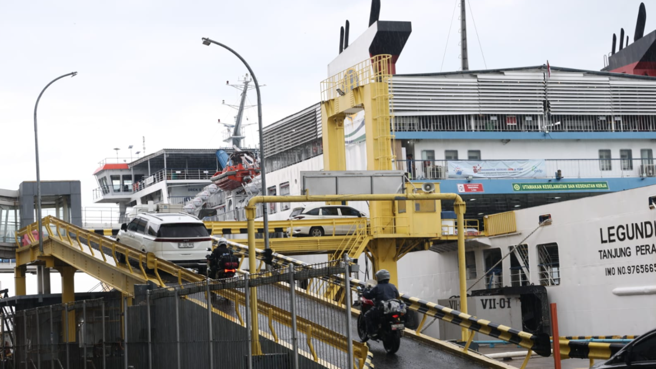 Angkutan Nataru 2025/2026 Capai 21,46 Juta Penumpang, Angkutan Laut dan Penyeberangan Naik Signifikan