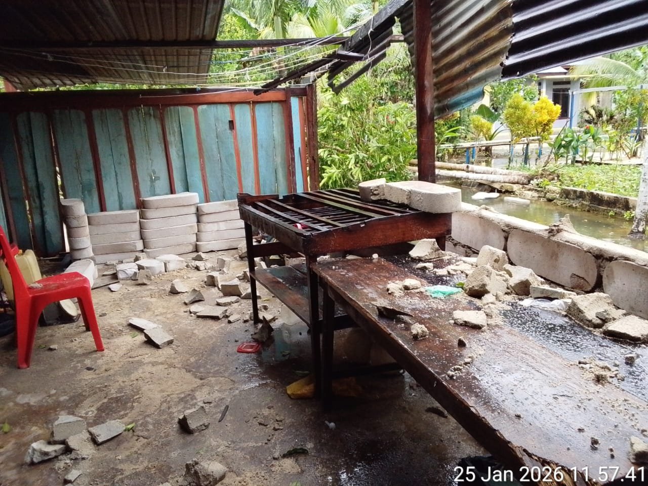 Puluhan Rumah Rusak Akibat Angin Kencang di Supiori, Bupati Tetapkan Status Darurat