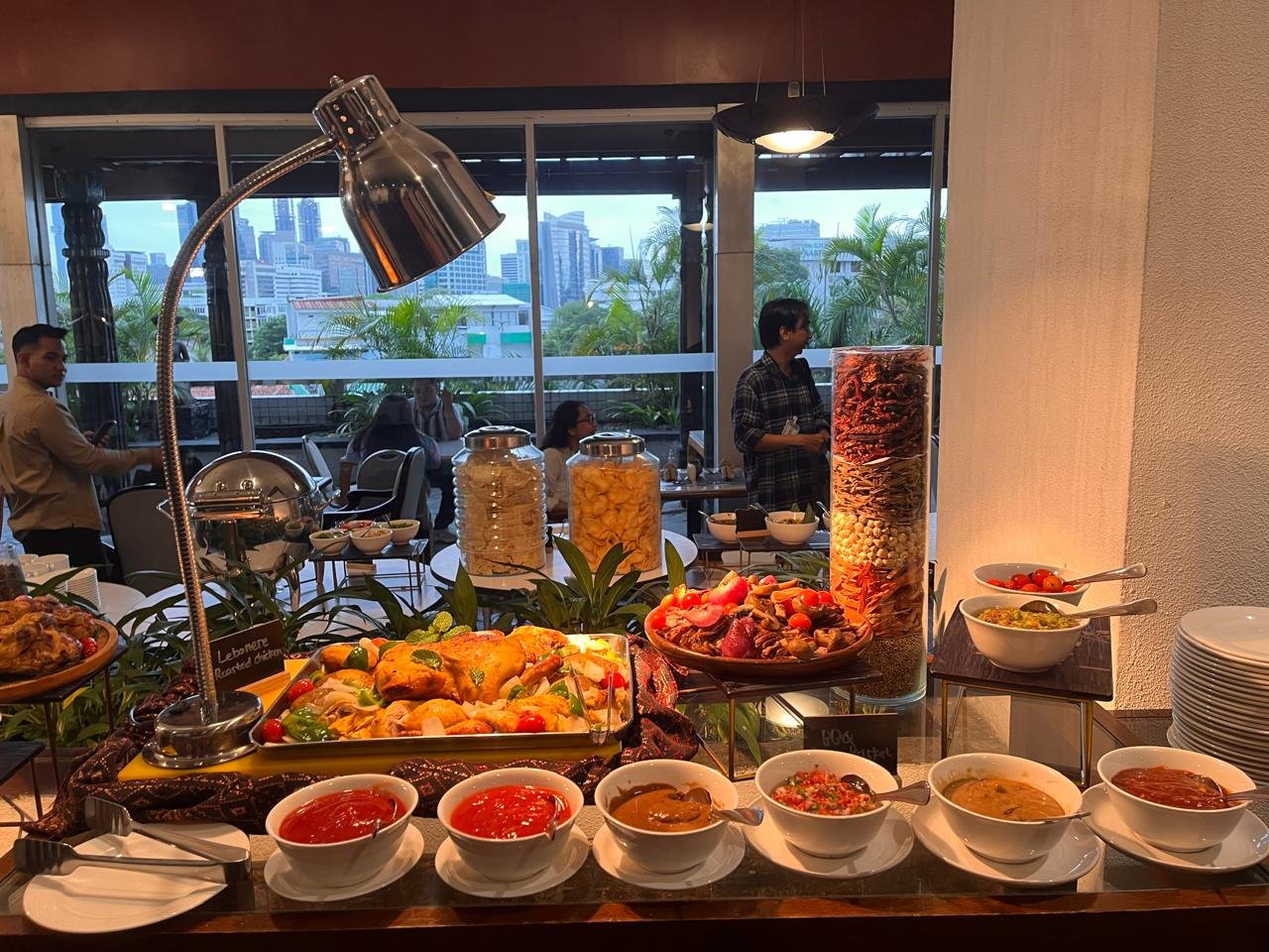 Lumire Hotel Jakarta Hadirkan Iftar 2026 “Spirit of Ramadan”, Sajikan Kuliner Nusantara hingga Timur Tengah Rp230 Ribu