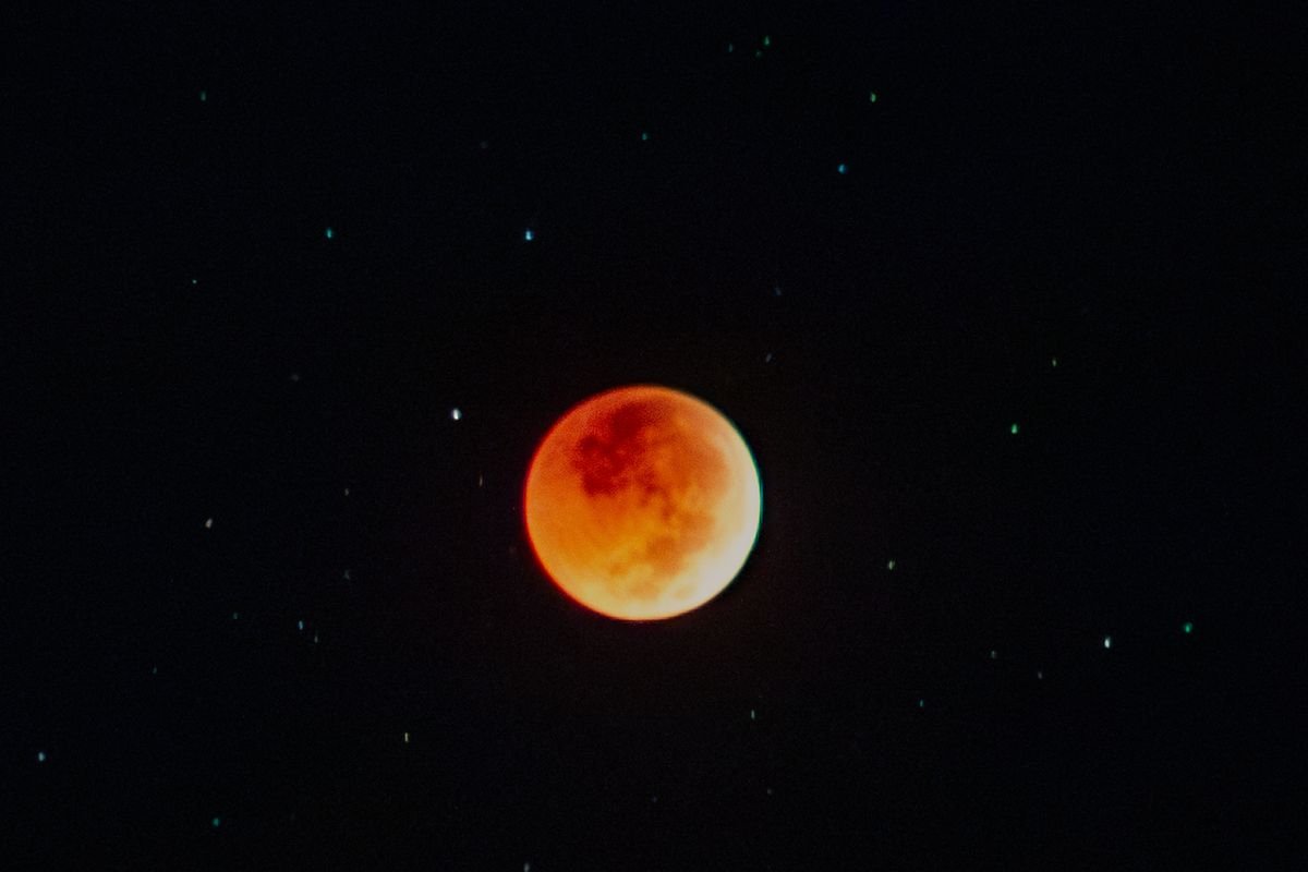 Gerhana Bulan Total 3 Maret 2026: Fenomena “Blood Moon” Bisa Disaksikan di Seluruh Indonesia, Ini Waktu Puncaknya