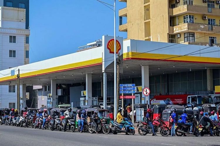 Cadangan BBM Tinggal 6 Minggu, Sri Lanka Terapkan Kerja 4 Hari Sepekan