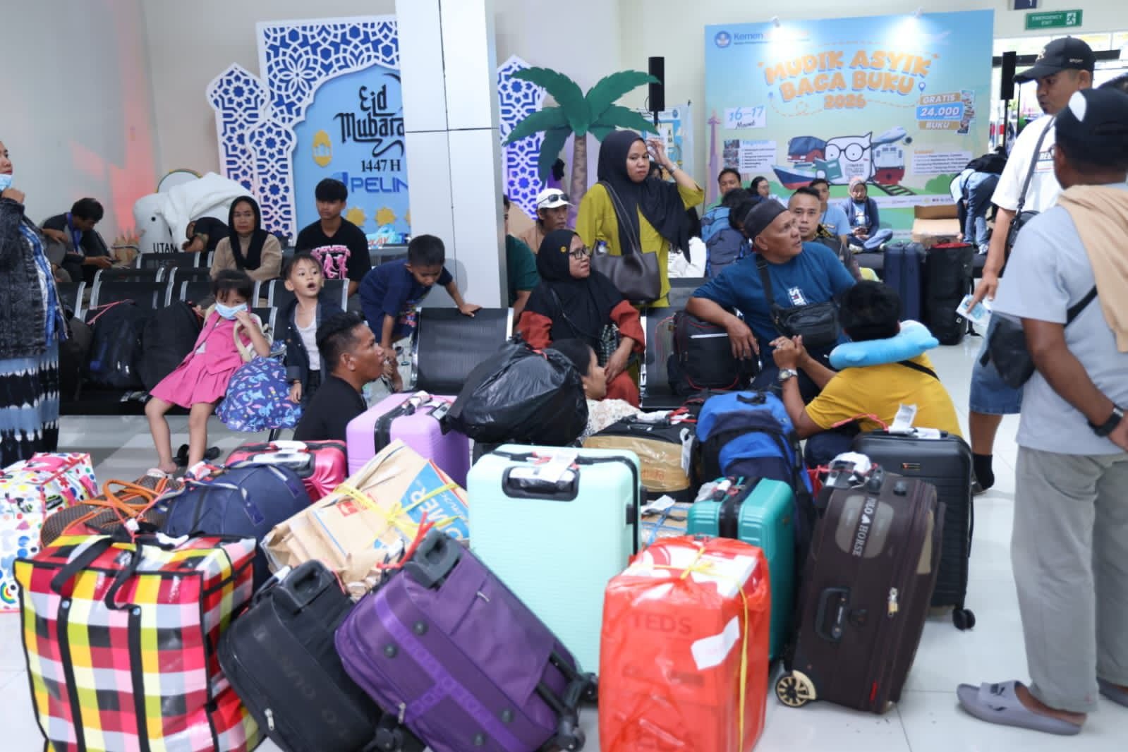 Puncak Arus Mudik Lebaran 2026 Terjadi pada H-3, Penyeberangan Tembus 400 Ribu Penumpang dalam Sehari