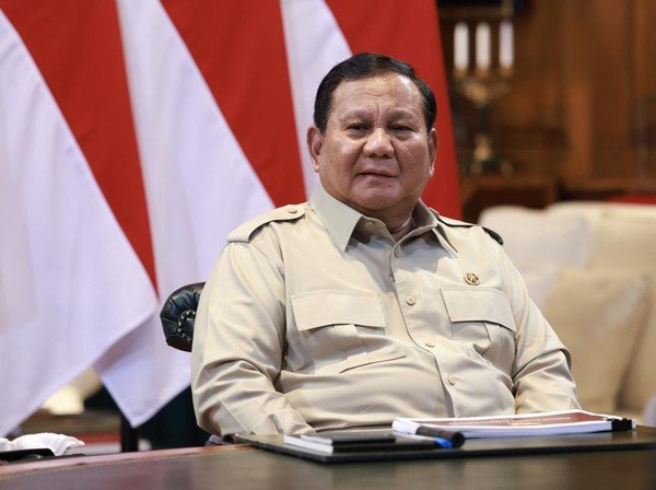Meski Anggaran Tertekan, Prabowo Tetap Lanjutkan Program MBG
