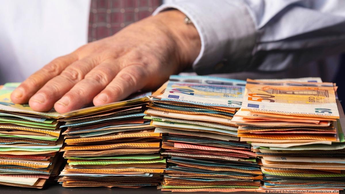 Pajak Orang Superkaya Menguat di Dunia: Solusi Ketimpangan atau Ancaman Investasi?