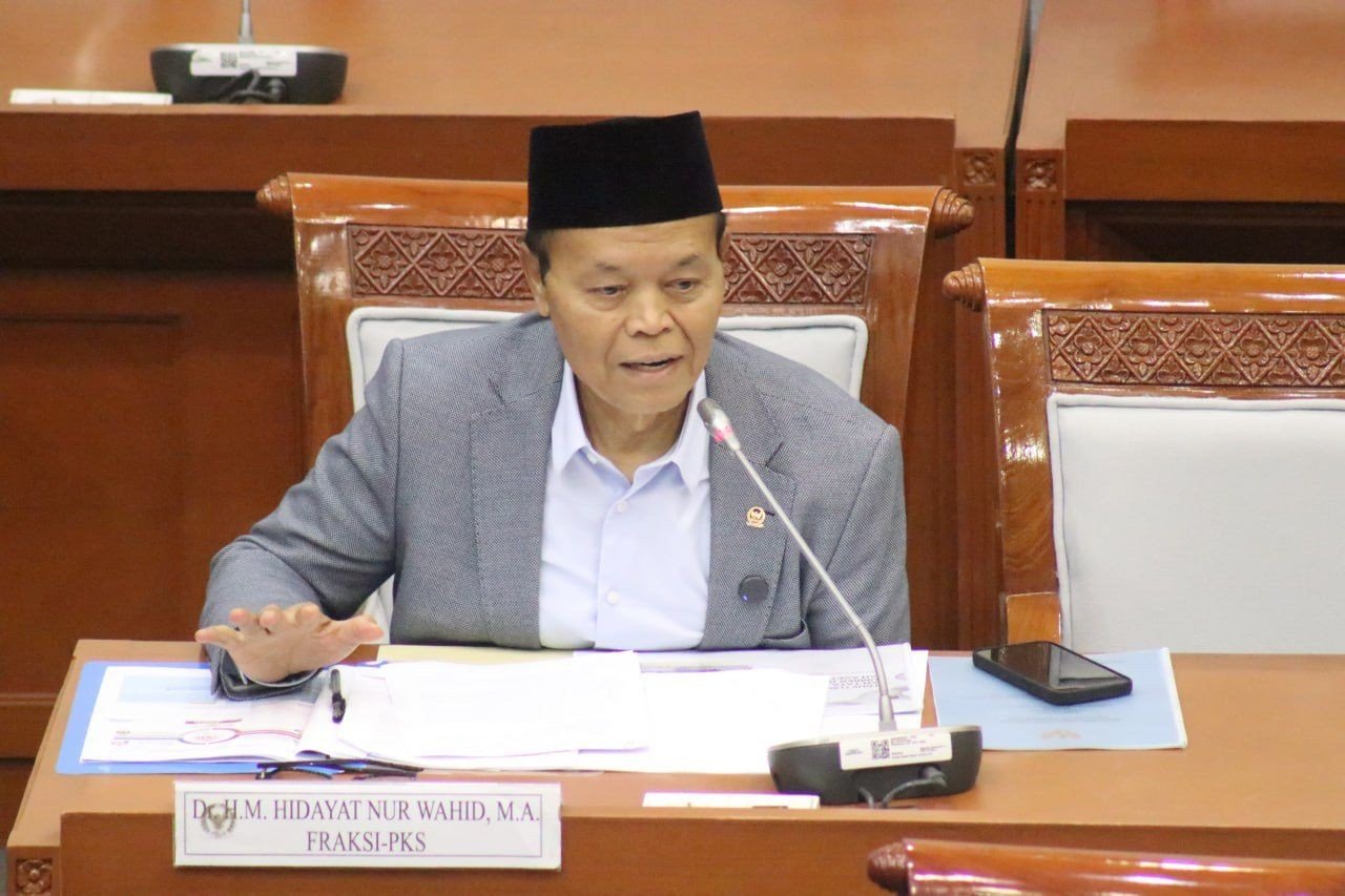 War Ticket Haji Tuai Kritik, Hidayat Nur Wahid Ingatkan Potensi Langgar UU