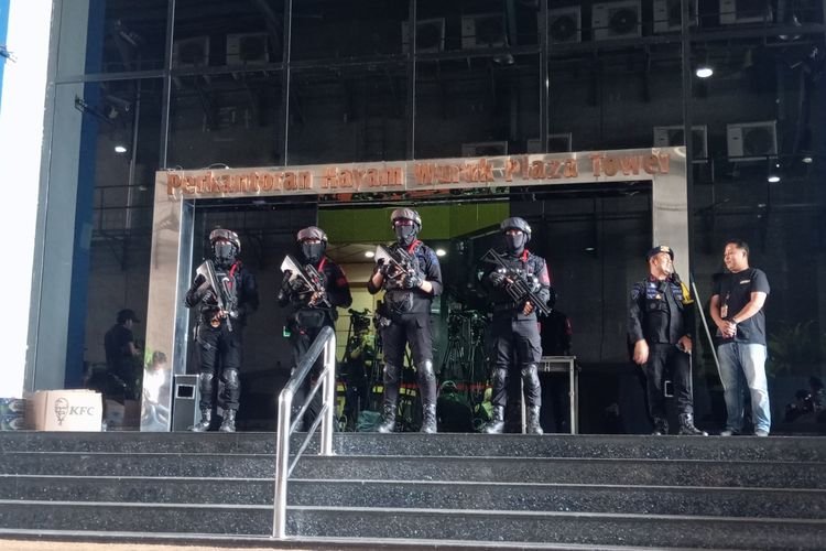Bareskrim Polri Bongkar Markas Judol di Hayam Wuruk, 321 WNA Ditangkap dan Diduga Overstay