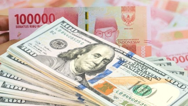 DPR Sindir BI: Rupiah Terus Anjlok, Kalau Rp17.845 Indonesia Merdeka
