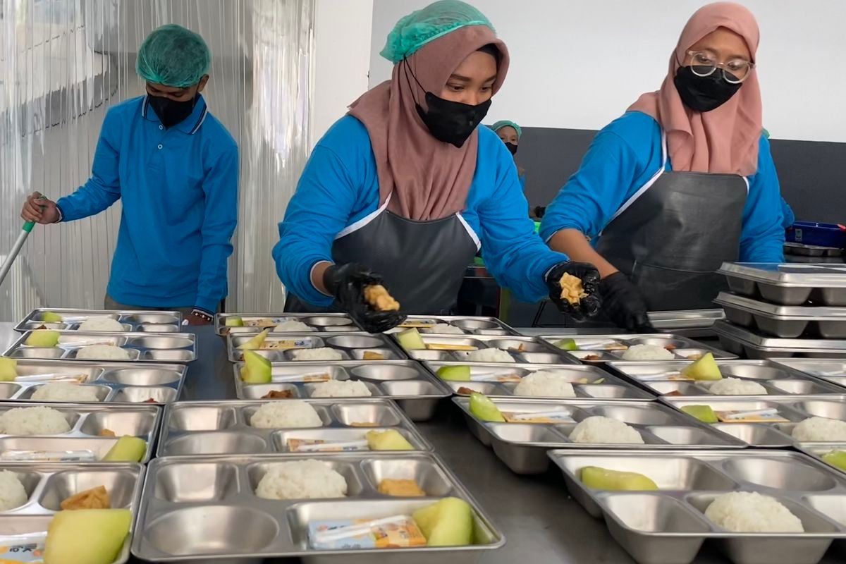 BGN Ancam Tutup Permanen Dapur MBG yang Nekat Gunakan Barang Subsidi