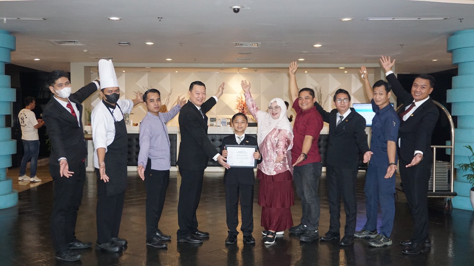 GM for a Day 2026 Sukses Digelar, 43 Anak Jadi General Manager Hotel Santika Sehari Penuh