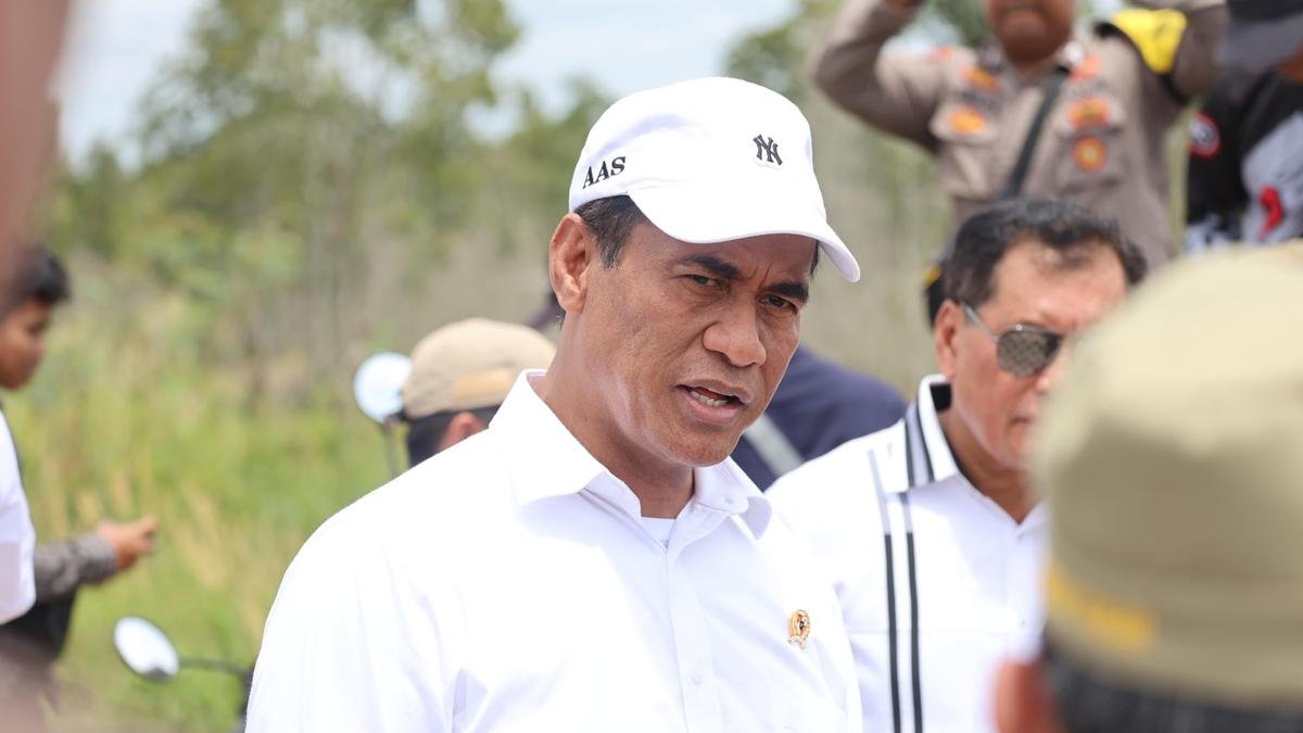 Amran Ancam Cabut Izin Impor Perusahaan yang Mainkan Harga Pakan Ayam