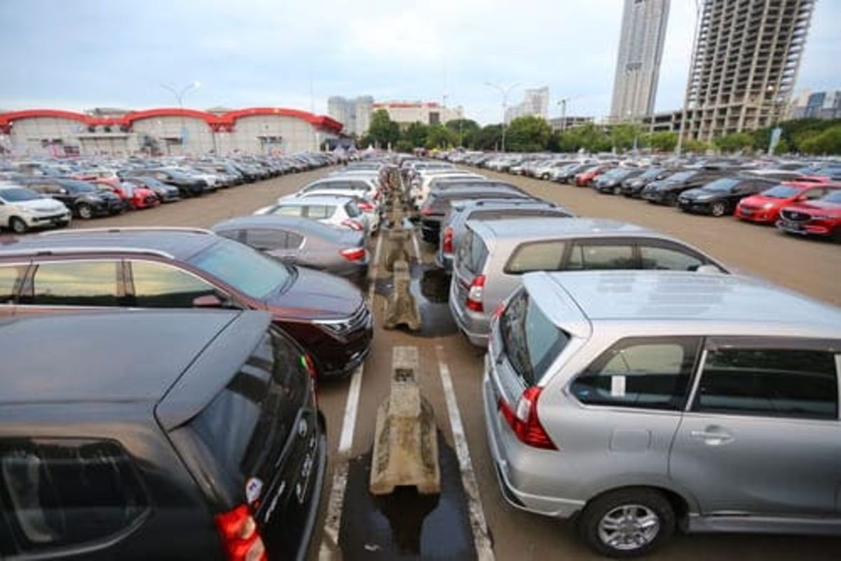 Tarif Parkir Jakarta Diusulkan Naik hingga Rp60.000 per Jam, Warga Khawatir Parkir Liar Makin Marak