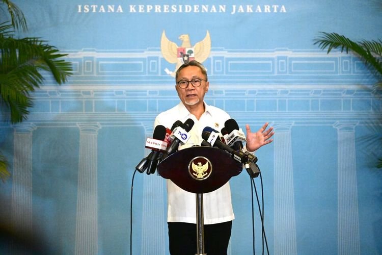 Zulhas: Gaji Manajer Kopdes Merah Putih Rp6,3 Juta-Rp8,3 Juta per Bulan