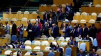 aksi-walk-out-massal-saat-perdana-menteri-israel-benjamin-netanyahu-pidato-di-sidang-umum-pbb-1790289267874_169 Netanyahu Pidato di Sidang Umum PBB, 77 Negara Walk Out: Termasuk Indonesia