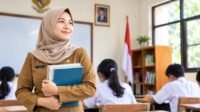 fd476b5d-9754-4aea-a07e-08ff7f7fb78b Mulai Januari 2027, Guru PPPK Paruh Waktu Jadi Penuh Waktu Tanpa Tes