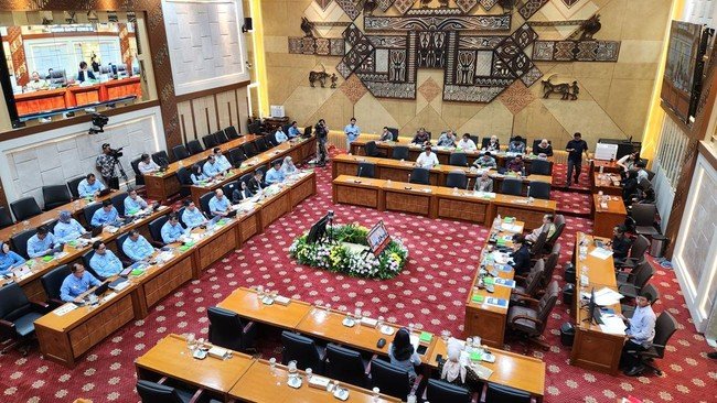 Anggaran 2027 Capai Rp232,5 Triliun, DPR Minta BGN Transparan soal Biaya MBG per Penerima Manfaat