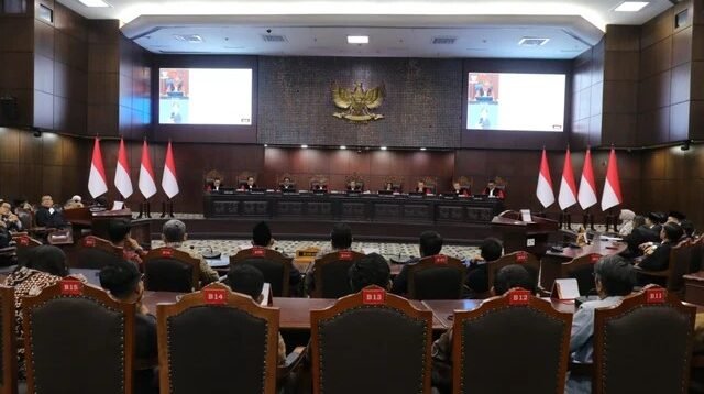 MK Tak Bisa Diskualifikasi Gibran Meski Tak Temukan Bukti Kelulusan SMA di Luar Negeri