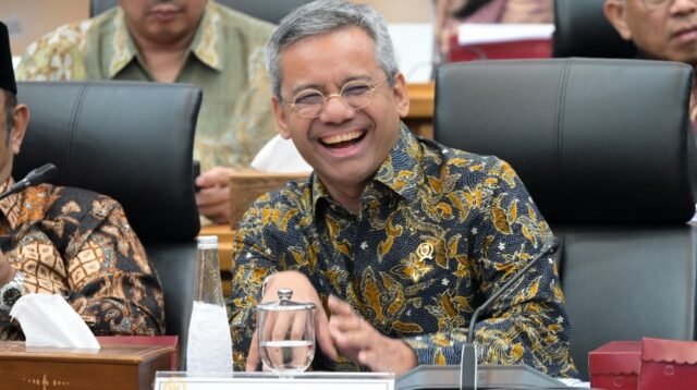 Suahasil Nazara Akui Kerap Dikritik soal Tax Ratio Indonesia yang Rendah