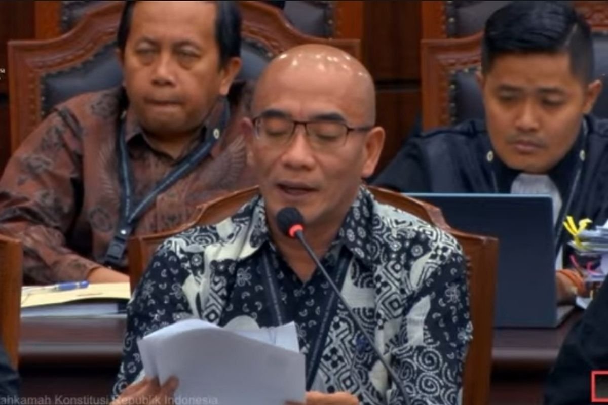 Hasyim Asy’ari Akui KPU Tidak Klarifikasi Syarat Pendidikan Gibran di Pilpres 2024