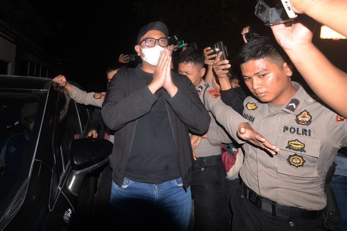 KPK Tangkap Bupati Klaten dan Kepala BPK Jateng dalam OTT, Uang Rp1 Miliar Disita