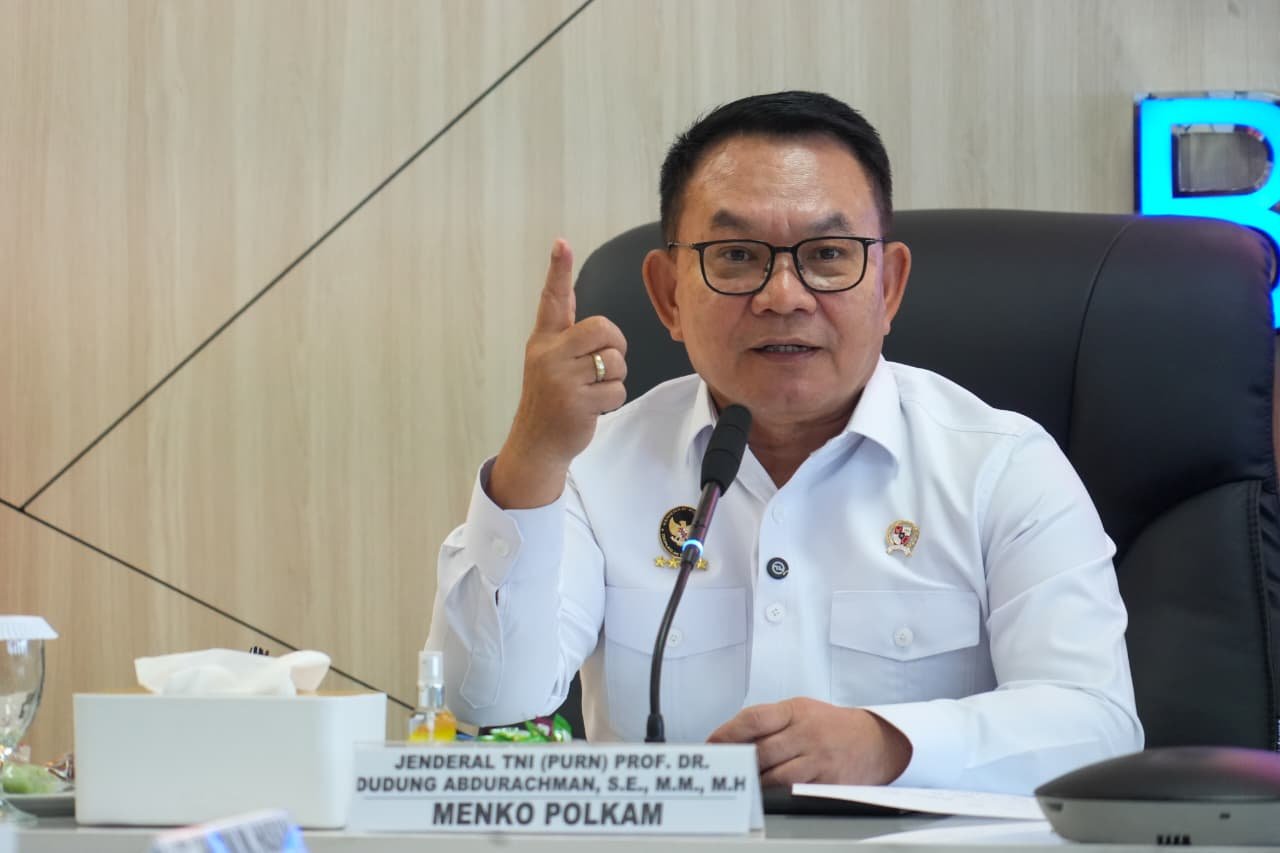 Asap Karhutla Indonesia Dikeluhkan Negara Tetangga, Dudung: Lahan Gambut Sulit Dipadamkan